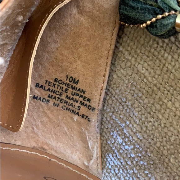 Cynthia Rowley Summer Sandals - Picture 4 of 5